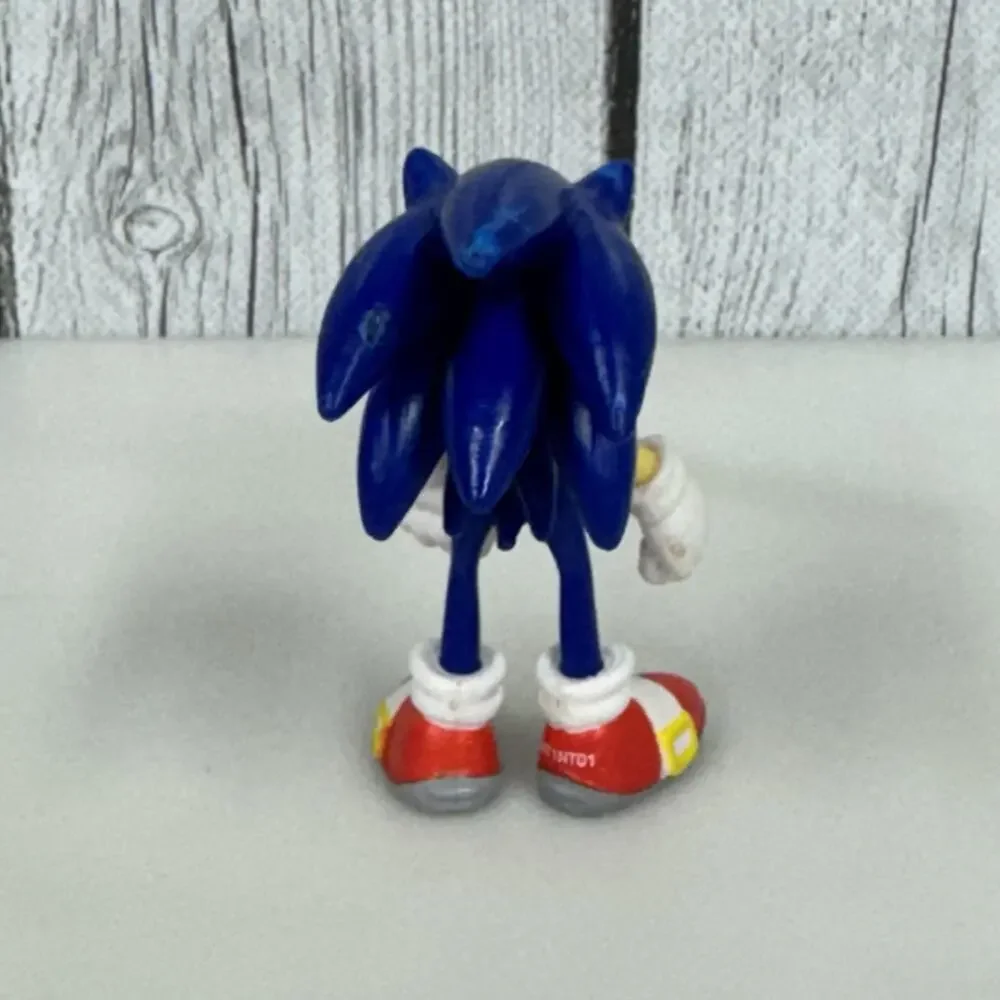 2 SEGA Jakks Sonic The Hedgehog Knuckles Tails Action Figure 2.5